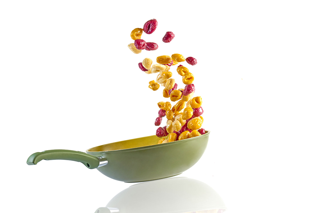 Gnocchi in padella - Scatto fotografico ad alta velocità in studio